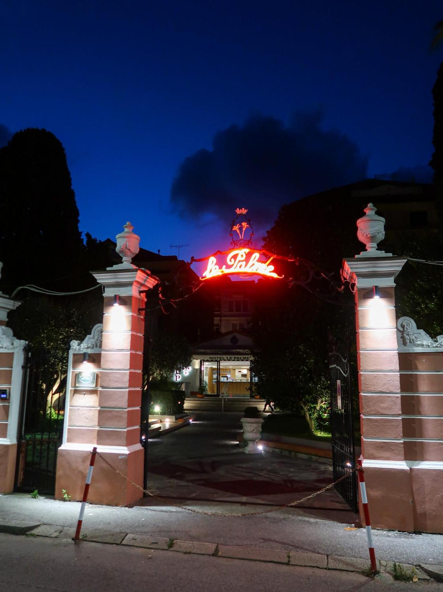 Hotel Le Palme Varazze Exterior foto